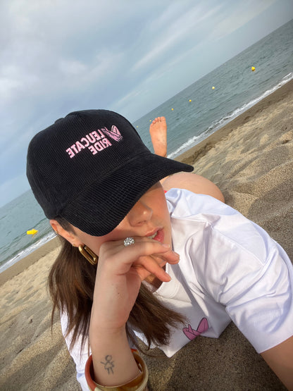 Casquette en velours noir